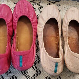 2 pairs Tieks